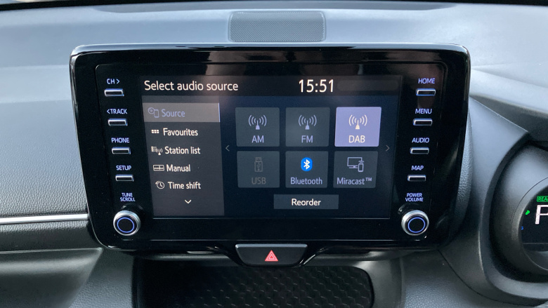 Toyota Yaris 1.5 Hybrid Design 5dr CVT Hybrid Hatchback